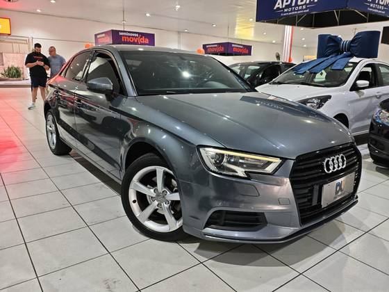 AUDI A3 1.4 TFSI SEDAN AMBIENTE 16V FLEX 4P TIPTRONIC AUDI A3 1.4 TFSI SEDAN AMBIENTE 16V FLEX 4P TIPTRONIC